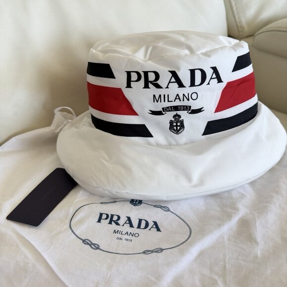 NWT Prada Re-Nylon Logo Printed Bucket Hat White Sz M main image 4